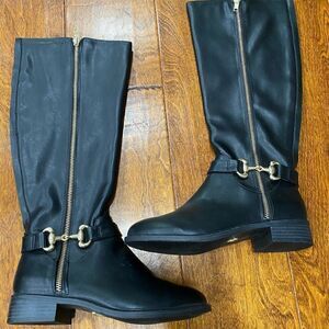 Brand New Pretty Black & Gold Boots